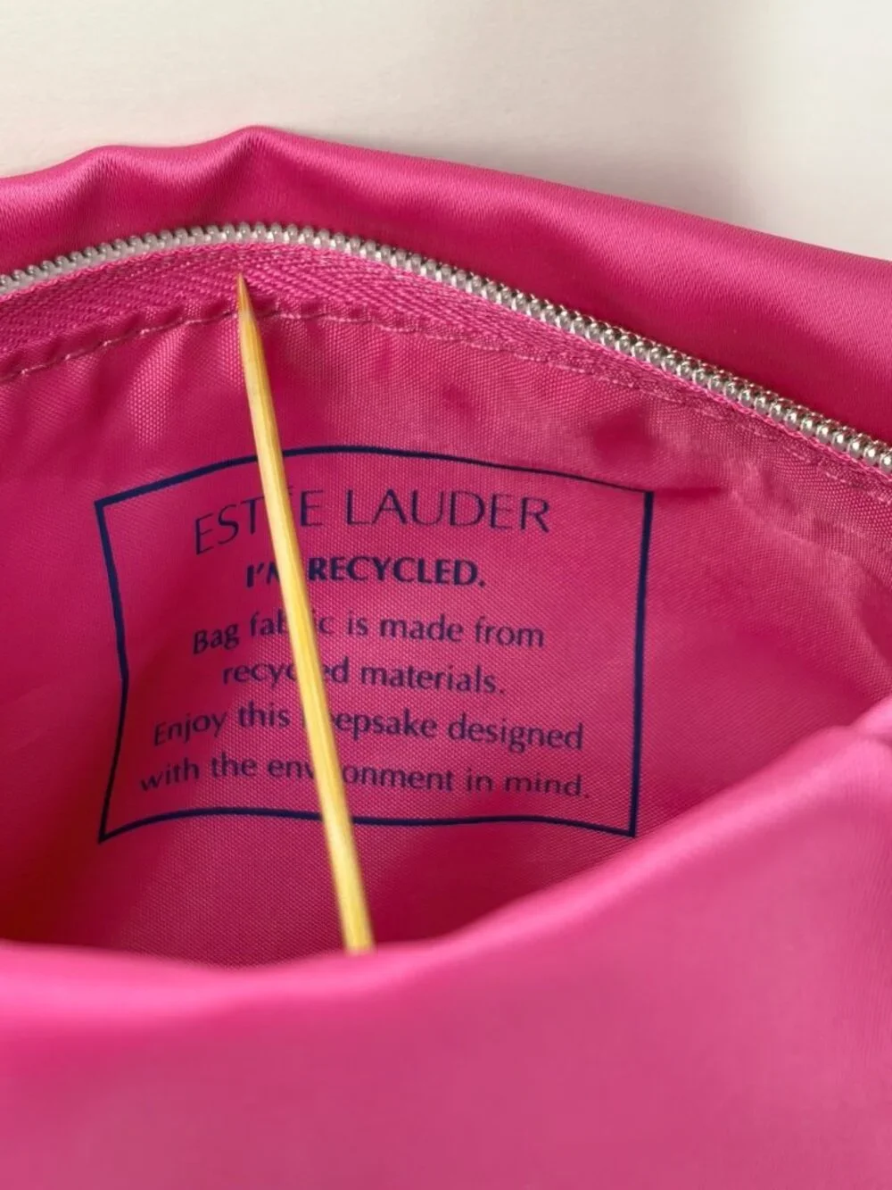 Estee Lauder Makeup Cosmetic Bag Hot Pink Satin with Red Tassel Zipper